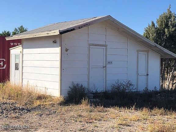 3rd image of 2010 N Hopi Ln