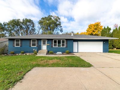 3101 McKnight Rd N, Maplewood, MN, 55109