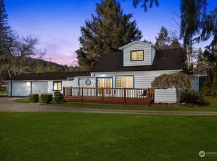 38421 SE Newton St, Snoqualmie, WA