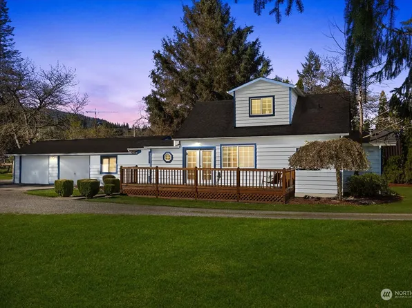 38421 SE Newton Street, Snoqualmie, WA 98065