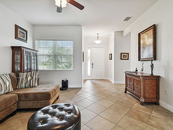 2nd image of 30415 Palmer Oak Dr