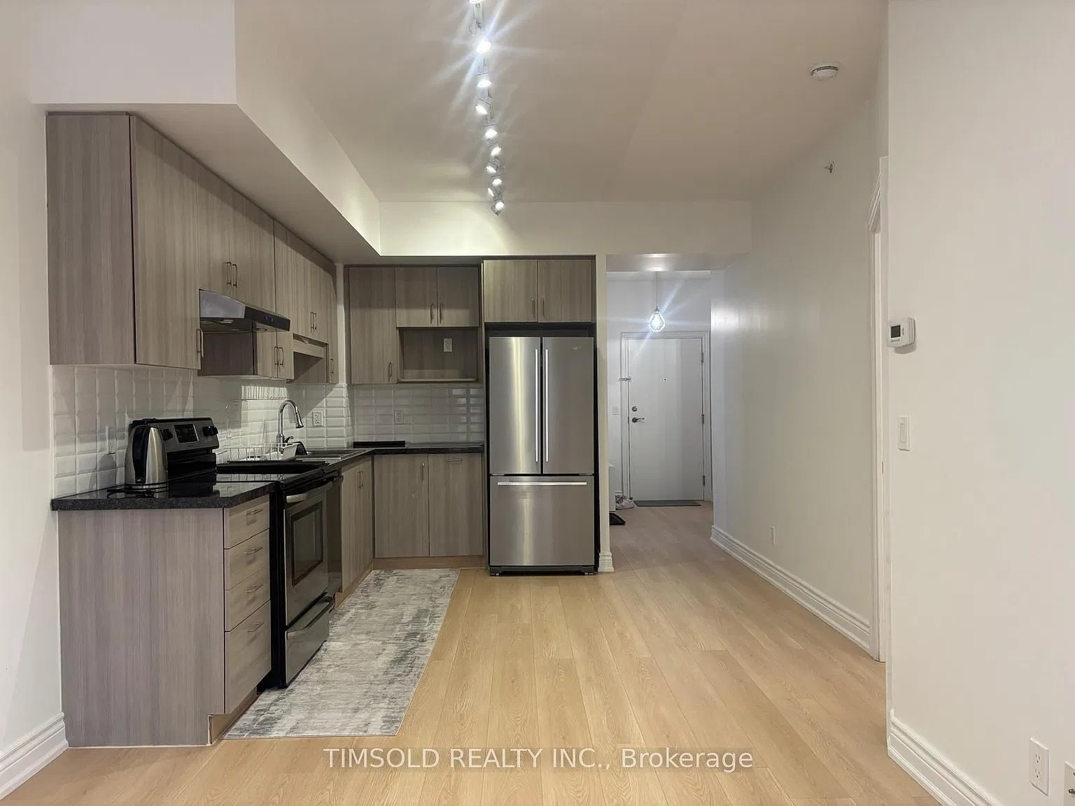 2 bed, $2,500 — Photo 4