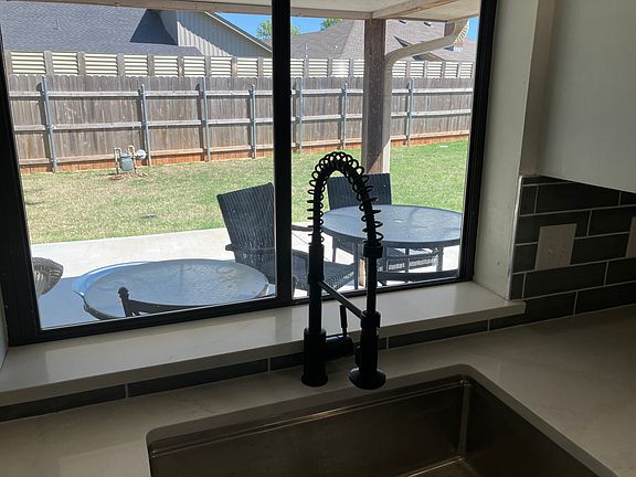 2nd image of 3221 Cove Hollow Ct