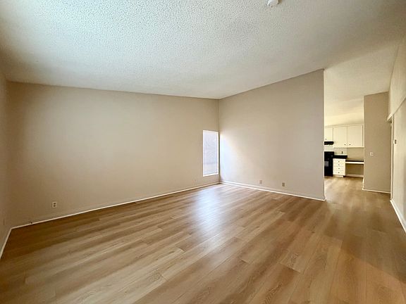 4th image of 13216 Cantrece Ln