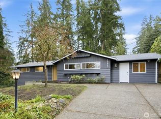 10627 SE 18th St, Bellevue, WA