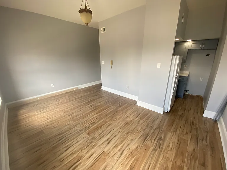 1501 W Girard Ave #F — Photo 3