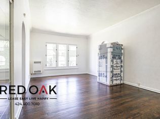 401 N Genesee Ave #103, Los Angeles, CA 90036