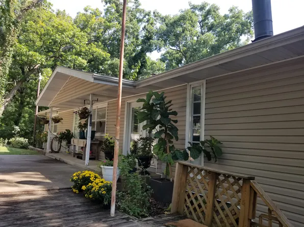 14 Gull Cir, Lake Ozark, MO 65049