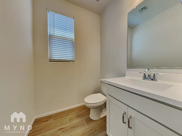 10758 W McKinley St — Photo 20