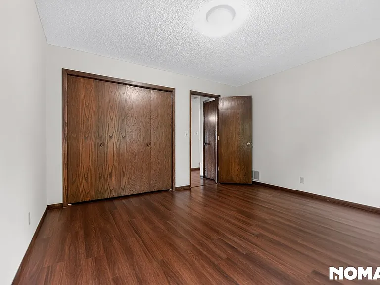 9720 Pleasant Ave S — Photo 23