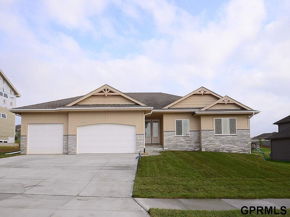 1st image of 12108 Longshore Dr