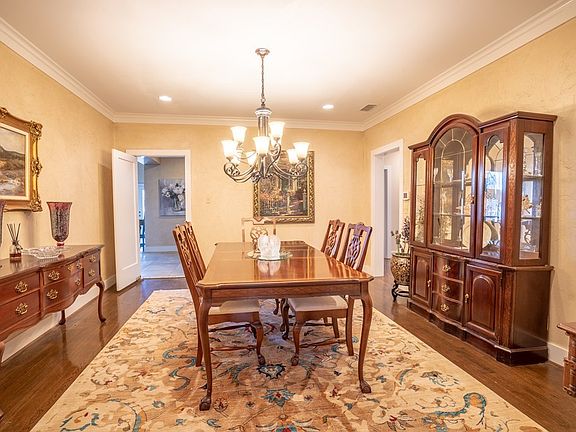 2nd image of 1414 Paseo De Vaca St