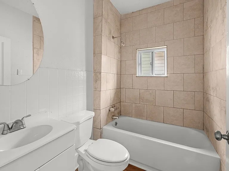 1609 Jefferson Ave S #W — Photo 5