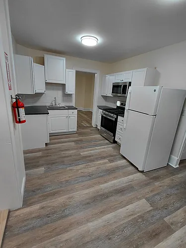 163 Washington St #1 Photo 1