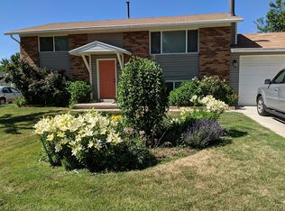 594 W 1580 N, Clinton, UT 84015