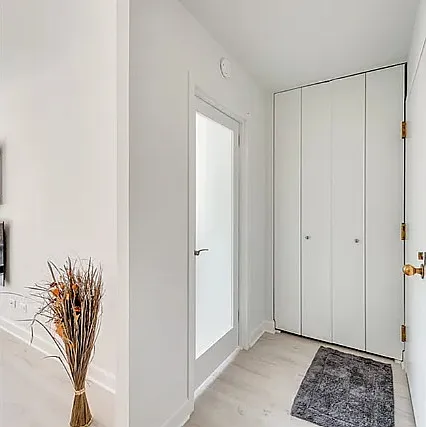10 E Ontario St #1301 — Photo 3