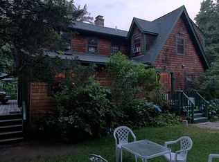 17 Walker St, Gloucester, MA 01930