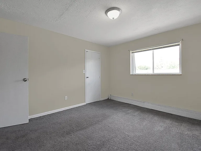 2383 Belcher Dr — Photo 33