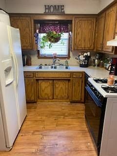 4th image of 1304 N Barta Ave