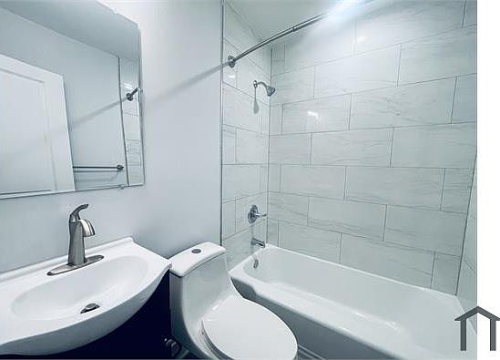 5th image of 882 N 41st St #1