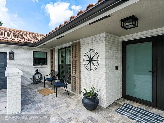 5th image of 11205 NW 10th Pl