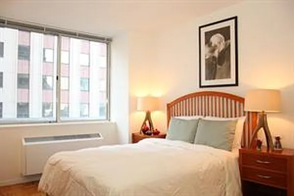 Rented by Corcoran | media 12