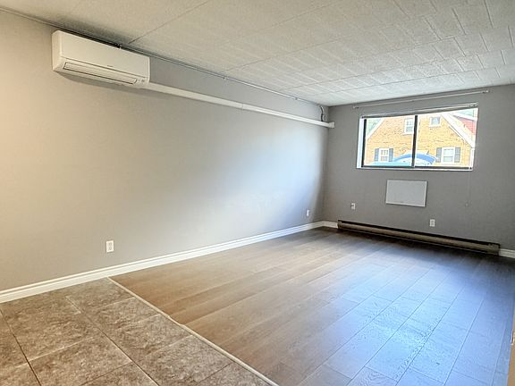 4th image of 360 Tecumseh Rd W Unit 103