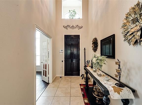 2nd image of 6517 Valley View Dr