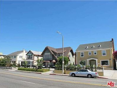 2nd image of 836 Crenshaw Blvd