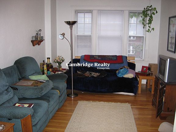 4th image of 93 Chester St APT 3T
