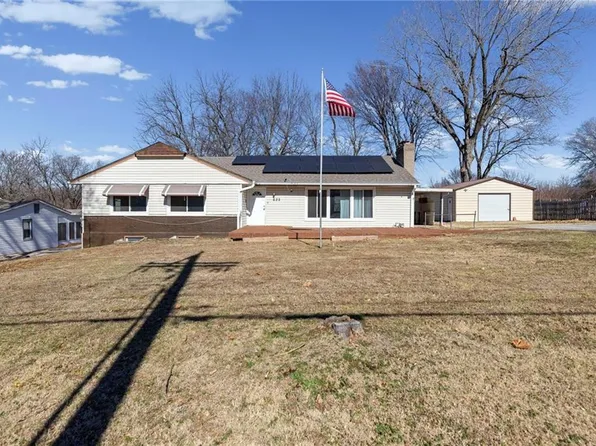 622 W Nickell Ave, Independence, MO 64050