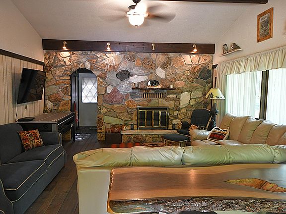 5th image of 6252 Clearbrook Dr