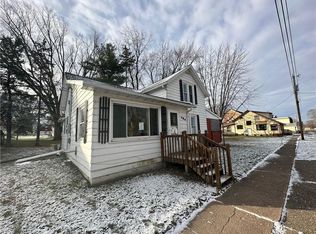 129 E Clark St, Alma Center, WI 54611