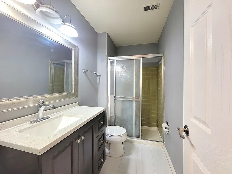 351 Newgate Ct #2A — Photo 11