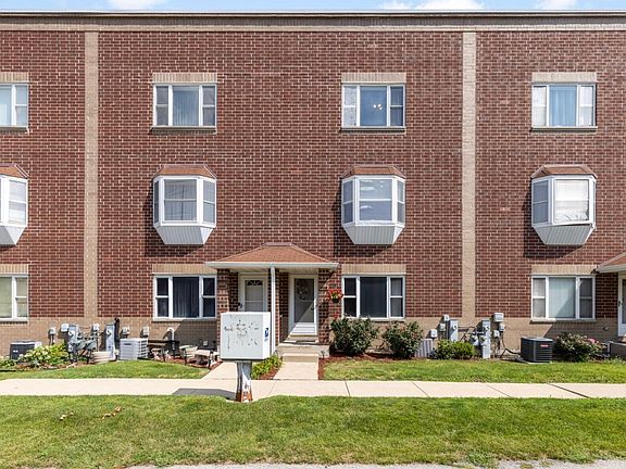 3rd image of 18138 Martin Ave
