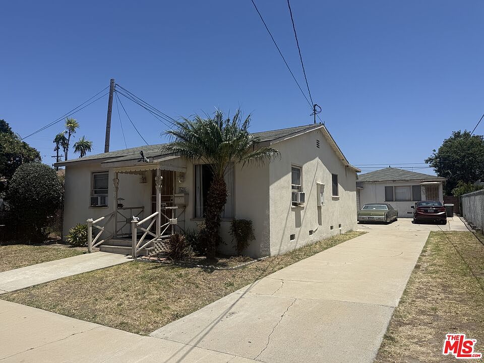 1st image of 16218 Gramercy Pl