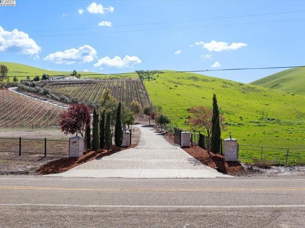 5388 Doolan Rd, Livermore, CA 94551