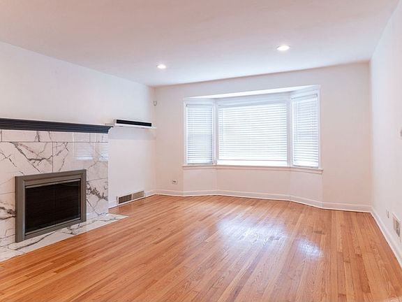 5th image of 12424 Maple Ave