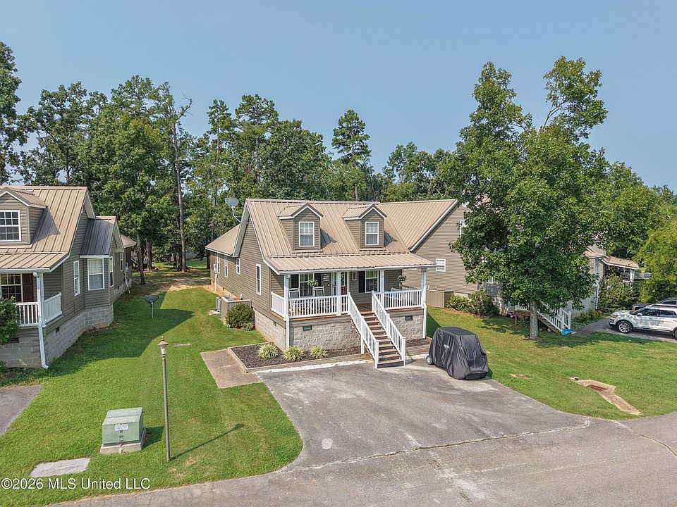 1st image of 27 Pearl Pkwy Lot 263