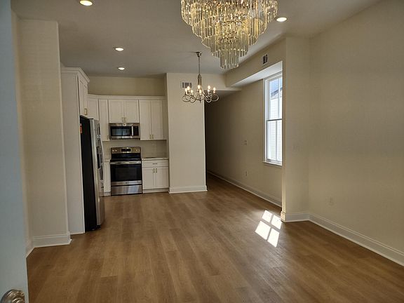 5th image of 2816 Saint Thomas St