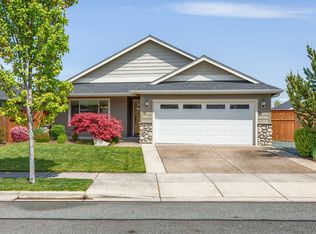 2778 Esther Ln, Grants Pass, OR 97527