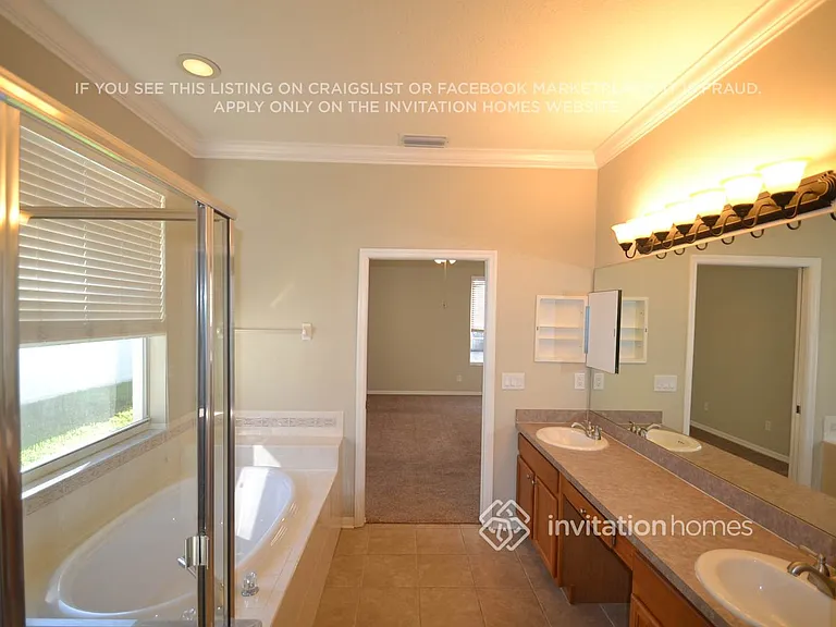 3410 Eastmonte Dr — Photo 17