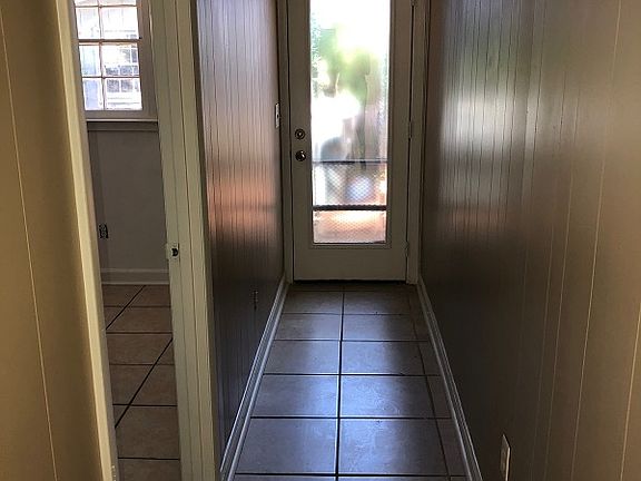 3rd image of 705 22nd Ave S APT B