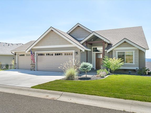 2nd image of 8902 E Woodside Ln