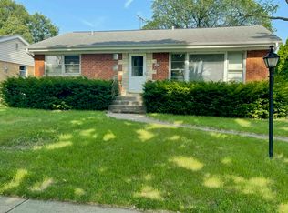 307 N Fairview Ave, Mount Prospect, IL 60056