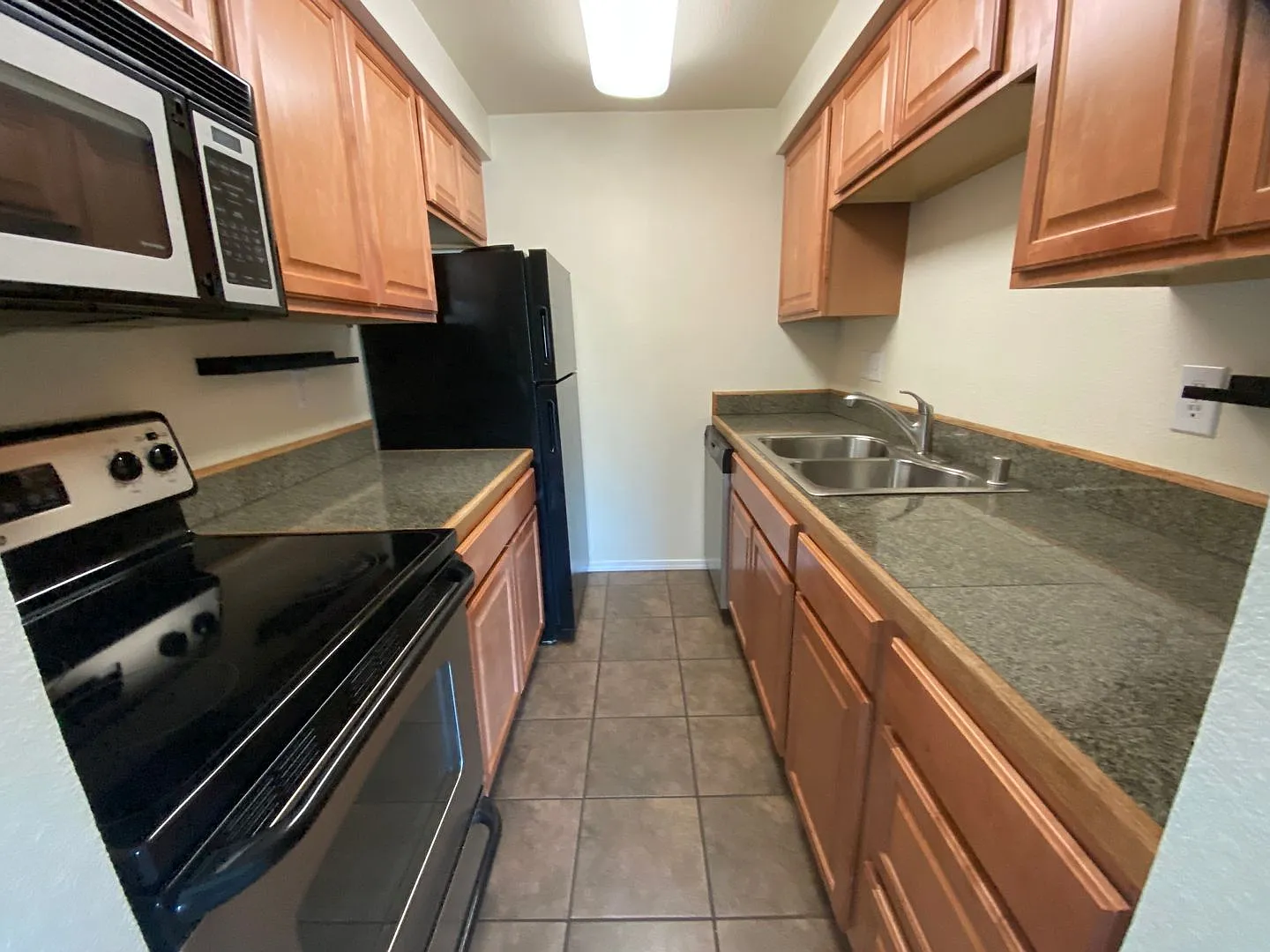 3538 Northwest Ave #20 Move In Special ~ First Months Free! — Photo 3