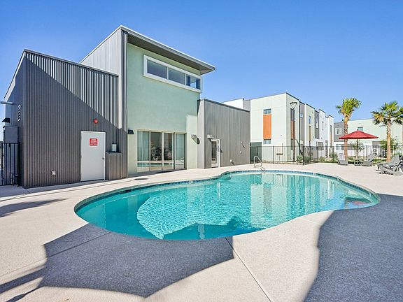 2nd image of 6551 N 49th Ave #122
