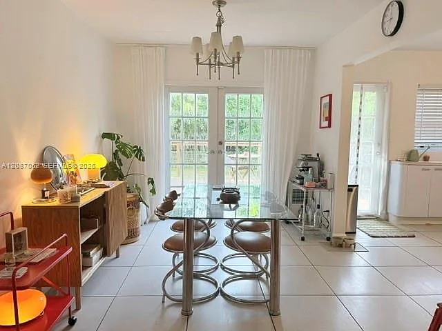 Central Miami Part 1 — Photo 2