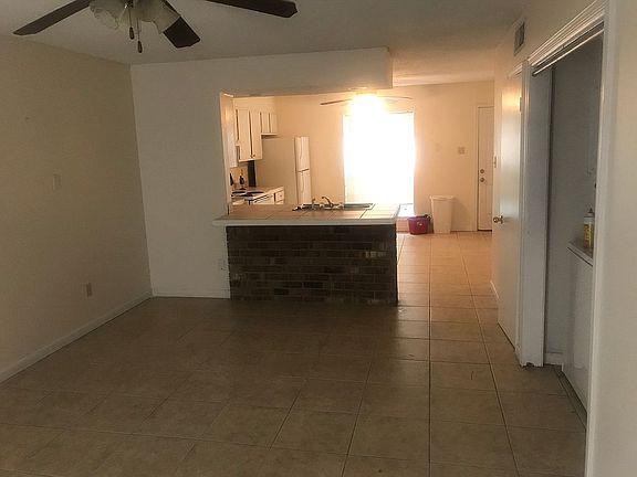 5th image of 7825 Read Blvd