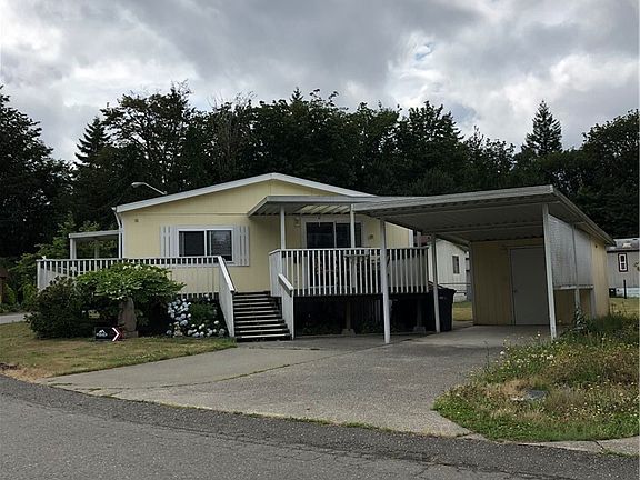 3rd image of 1268 SE Carl Pickel Dr